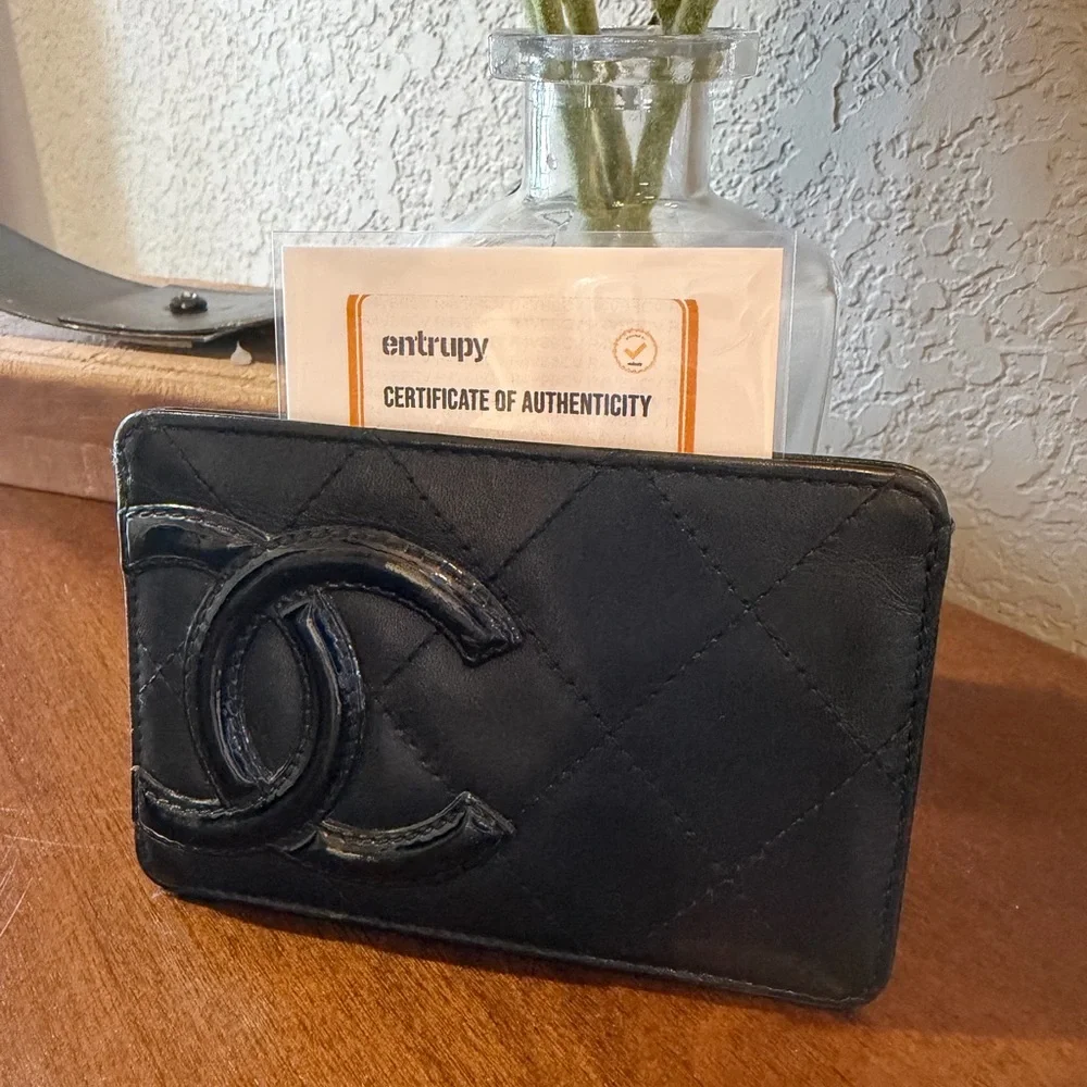 CHANEL Black Quilted Cambon Card Case - Picture 2 of 13